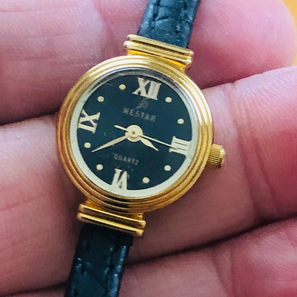 Westar Gold-Tone Black Dial Ladies Wristwatch
